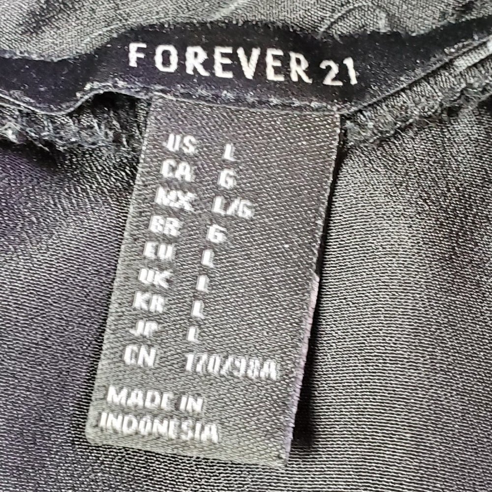 Lbd With Lace Top And Open Back - image 6